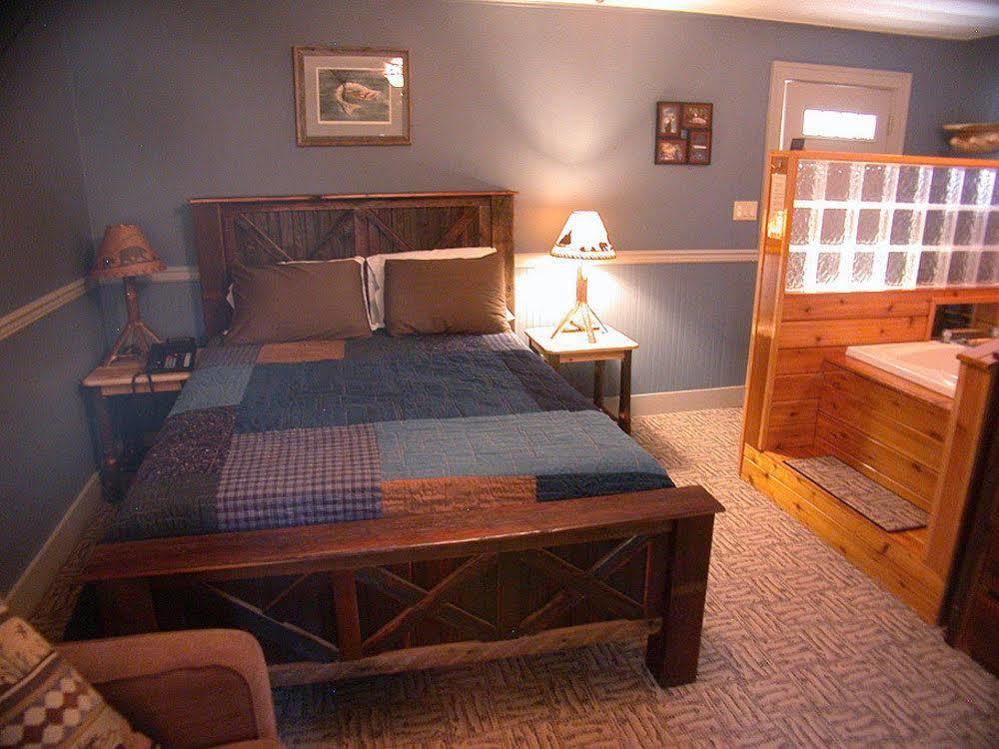 Mountaintop Lodge At Lake Naomi Pocono Pines Extérieur photo