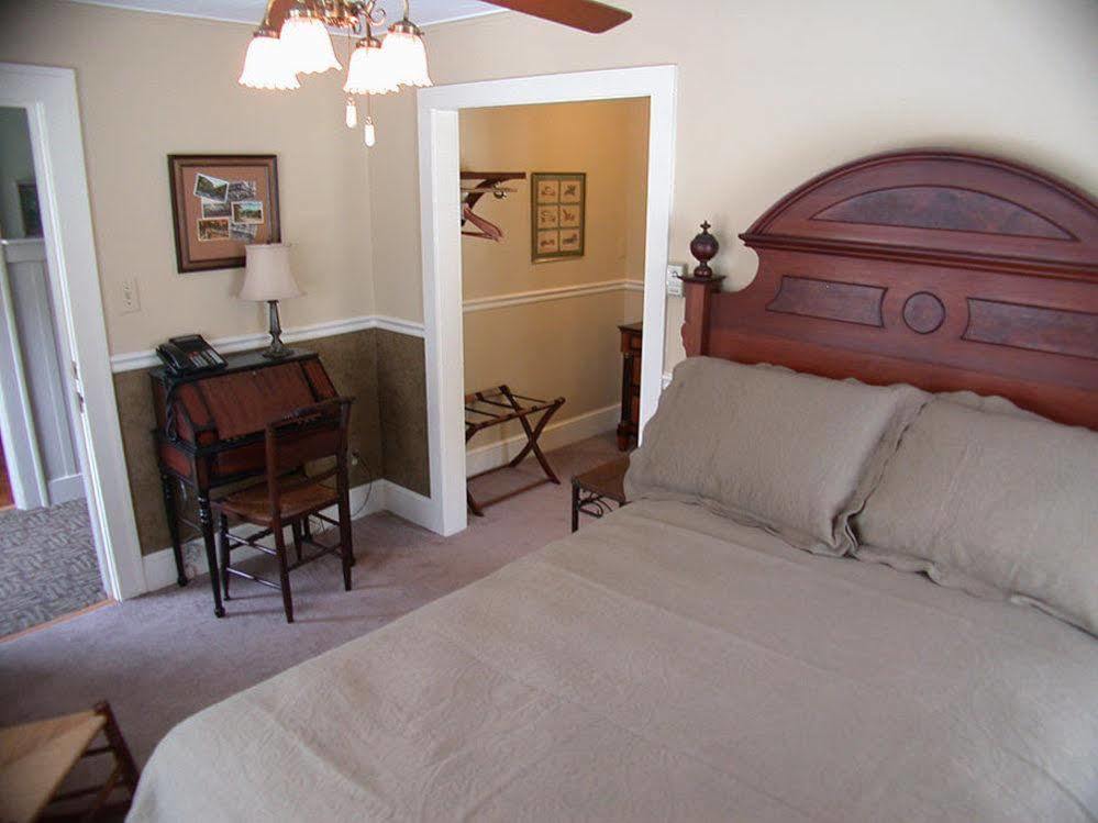 Mountaintop Lodge At Lake Naomi Pocono Pines Extérieur photo
