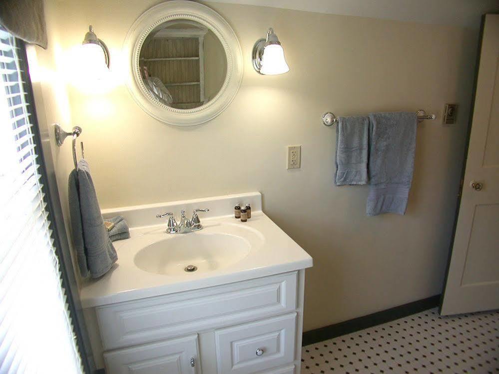 Mountaintop Lodge At Lake Naomi Pocono Pines Extérieur photo